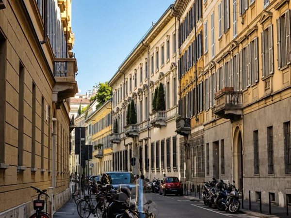 appartamento in vendita a Milano in zona Brera