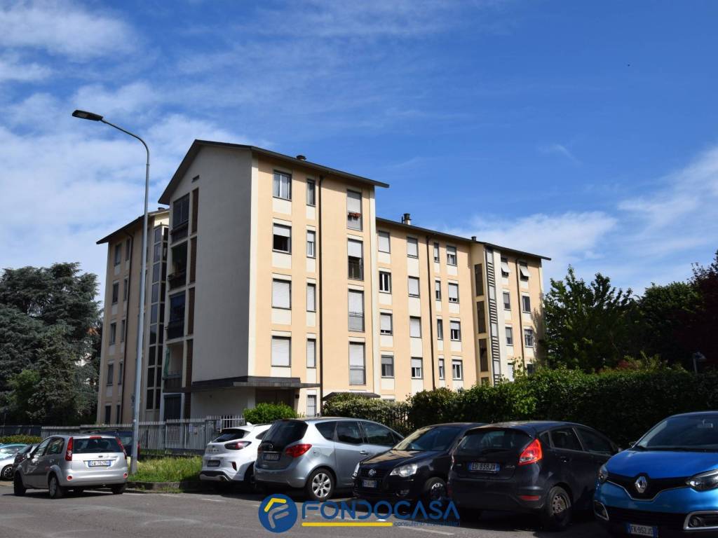 appartamento in vendita a Milano in zona Niguarda