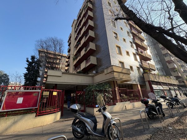 appartamento in vendita a Milano in zona Solari