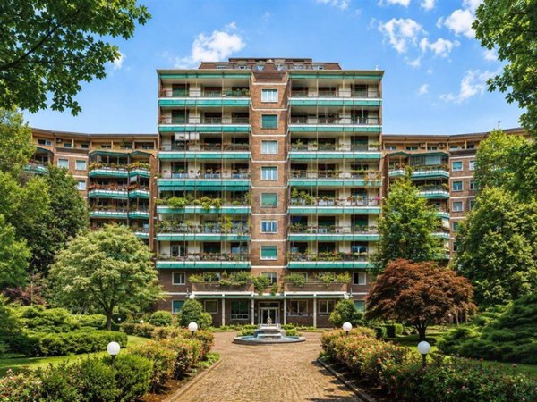 appartamento in vendita a Milano in zona Città Studi