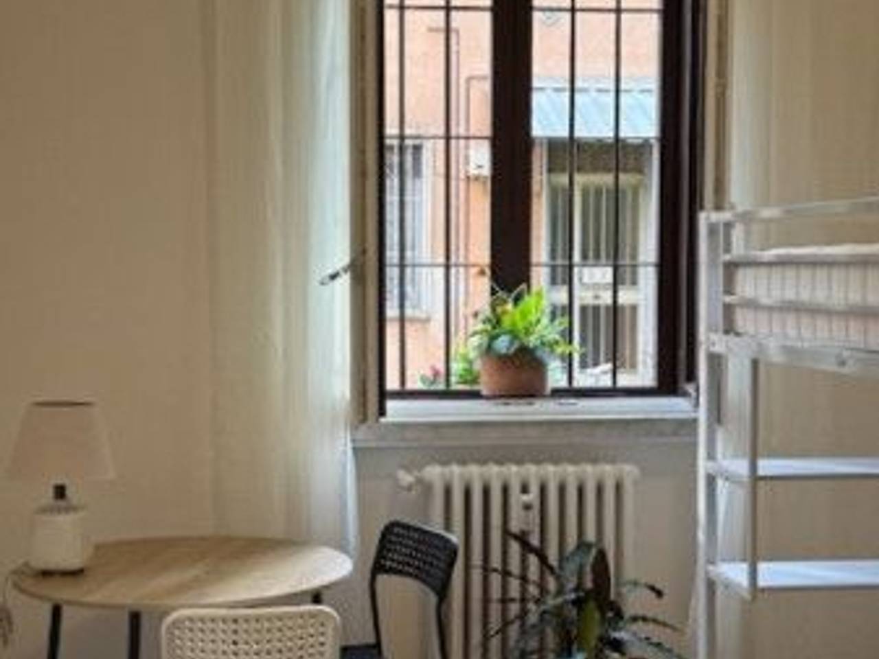 appartamento in vendita a Milano in zona Crescenzago