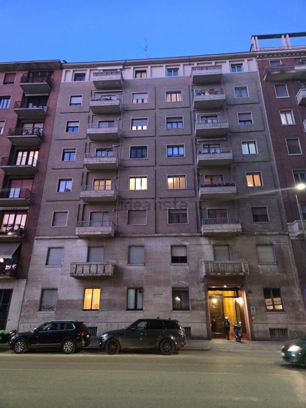 appartamento in vendita a Milano in zona Centro Direzionale