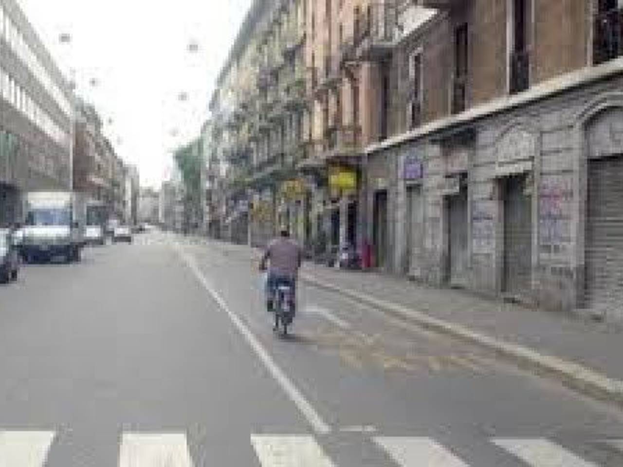 intera palazzina in vendita a Milano