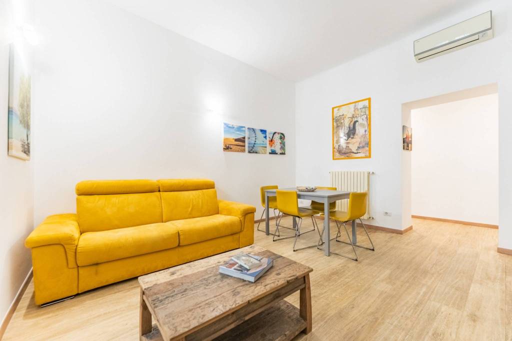 appartamento in vendita a Milano in zona Isola