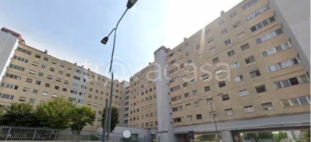 appartamento in vendita a Milano in zona Quarto Cagnino