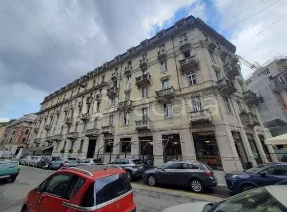 appartamento in vendita a Milano in zona Isola