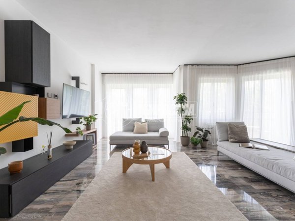 appartamento in vendita a Milano in zona Porta Romana