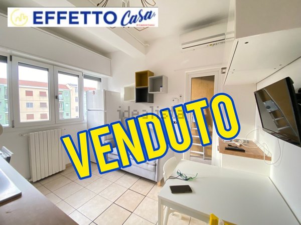 appartamento in vendita a Milano in zona Baggio