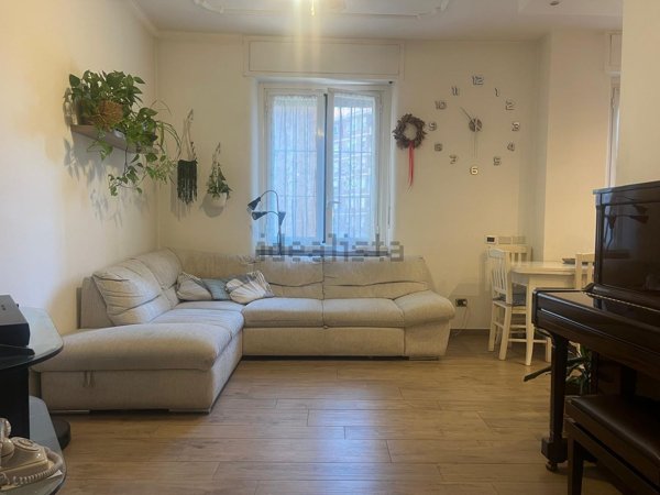 appartamento in vendita a Milano in zona Corvetto