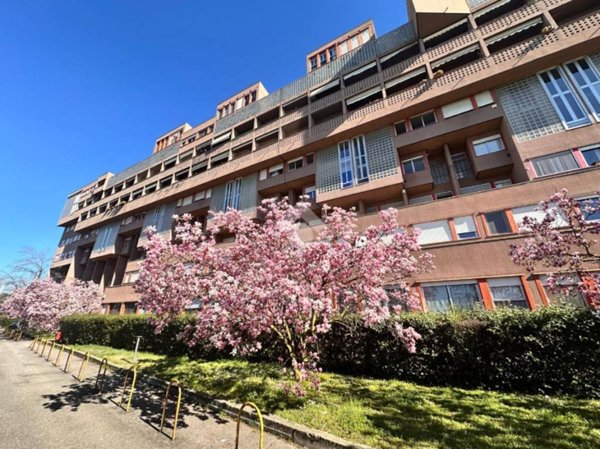 appartamento in vendita a Milano in zona Gallaratese
