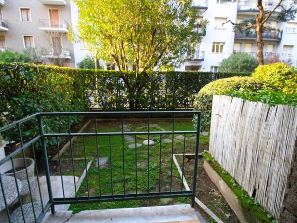 appartamento in vendita a Milano in zona Sempione