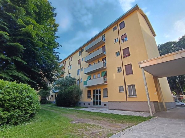 appartamento in vendita a Milano in zona Corvetto