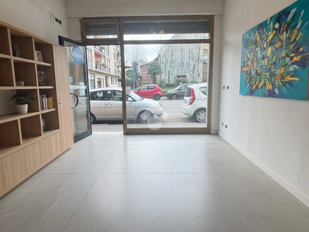 negozio in vendita a Milano