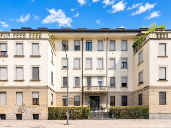 appartamento in vendita a Milano in zona Vigentino