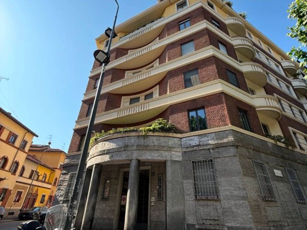 appartamento in vendita a Milano in zona Il Portello