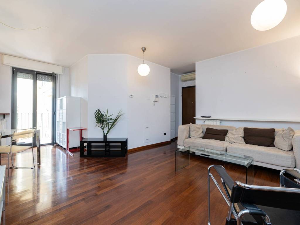 appartamento in vendita a Milano in zona Crescenzago