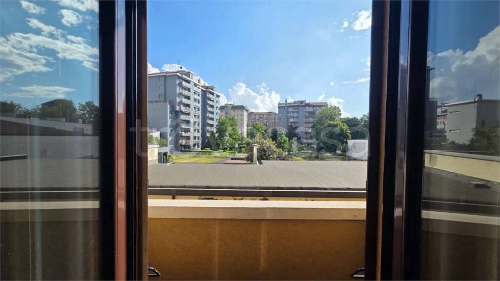 appartamento in vendita a Milano in zona Ghisolfa