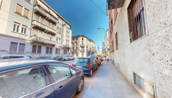 appartamento in vendita a Milano in zona Cagnola