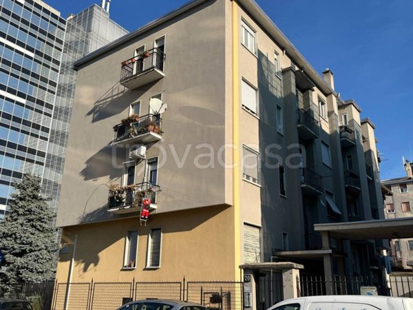 appartamento in vendita a Milano in zona Affori