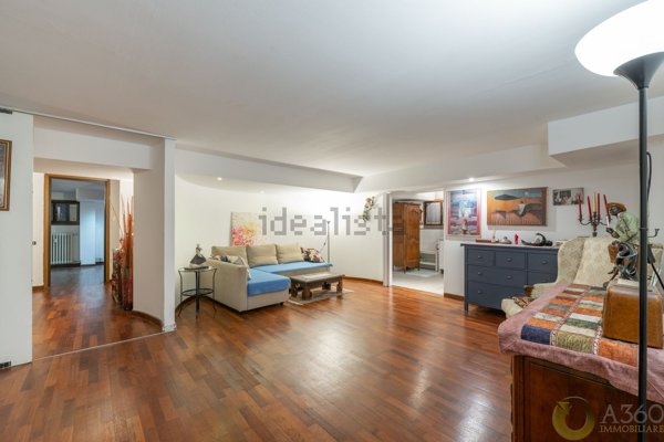 appartamento in vendita a Milano in zona Loreto