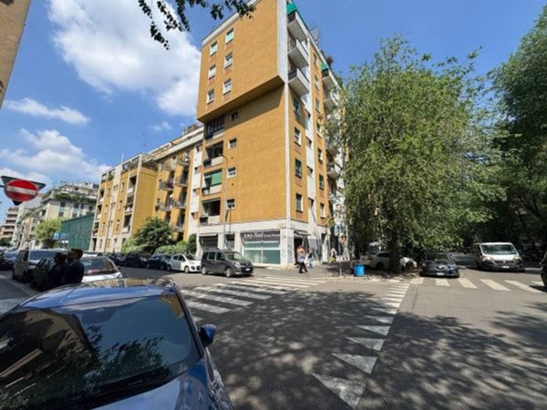 appartamento in vendita a Milano in zona Casoretto