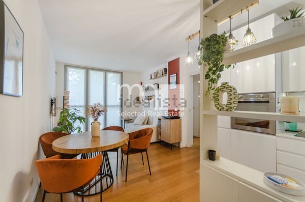 appartamento in vendita a Milano in zona Isola