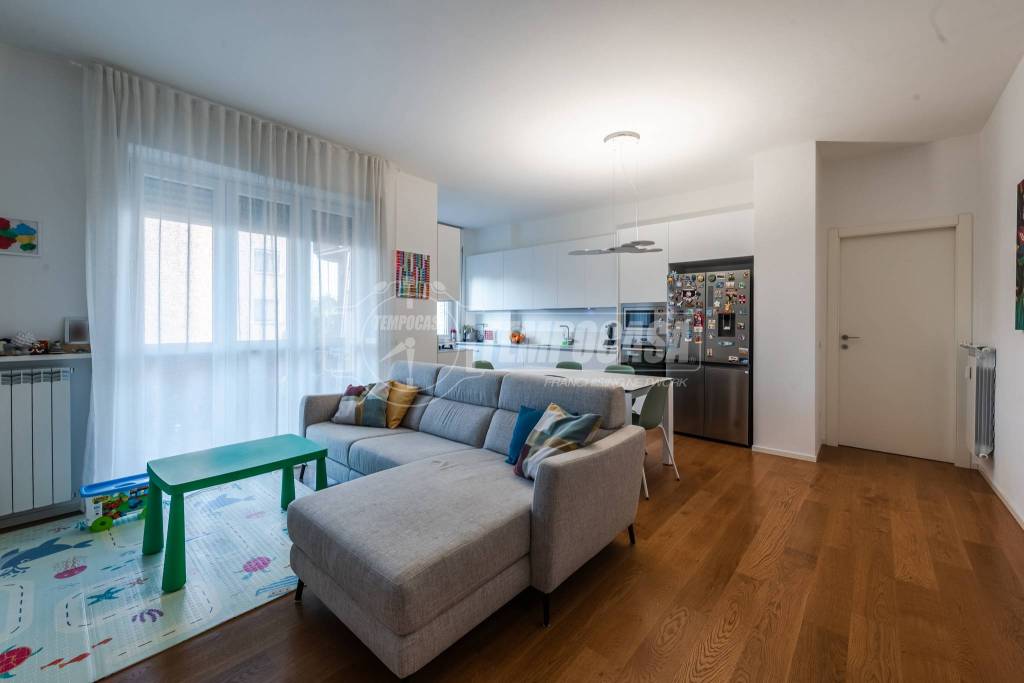 appartamento in vendita a Milano in zona Vigentino
