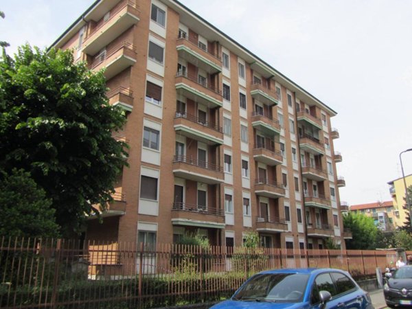appartamento in vendita a Milano in zona Niguarda
