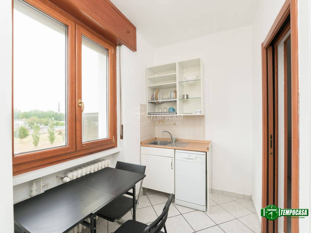 appartamento in vendita a Milano in zona Segnano