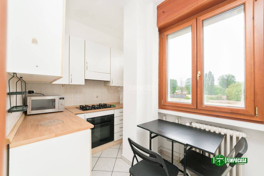 appartamento in vendita a Milano in zona Segnano