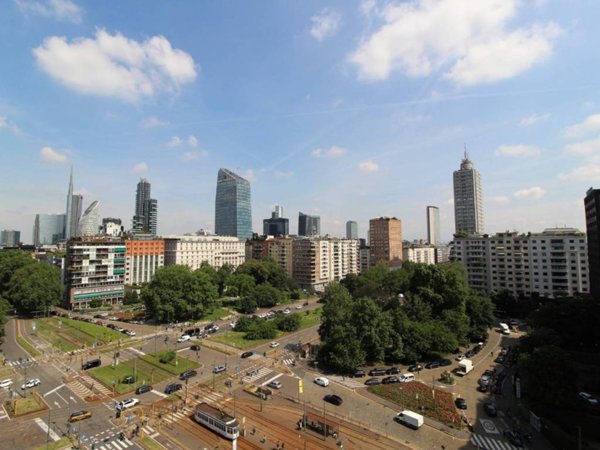 appartamento in vendita a Milano in zona Porta Nuova
