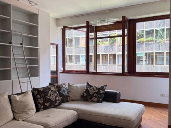 appartamento in vendita a Milano in zona Centro Direzionale
