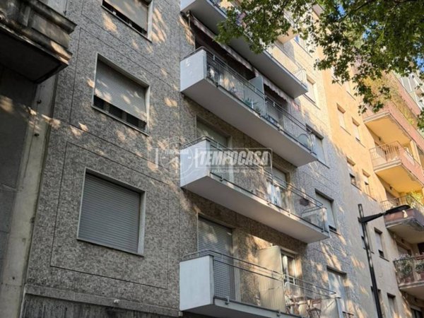 appartamento in vendita a Milano in zona Sempione