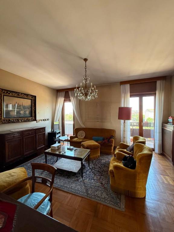 appartamento in vendita a Milano in zona San Siro