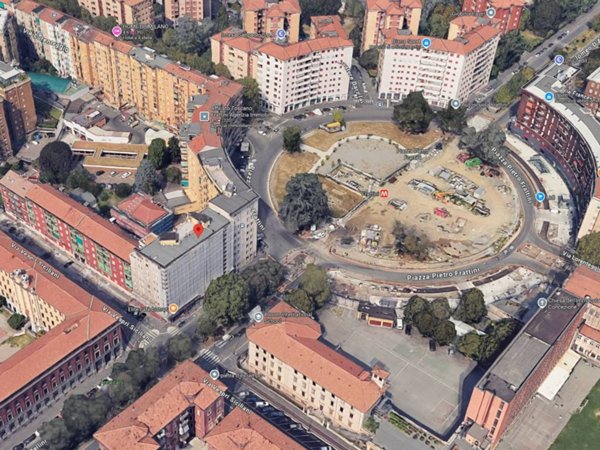 appartamento in vendita a Milano in zona Barona