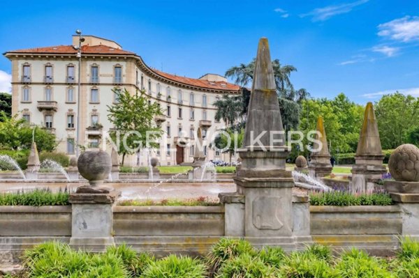 appartamento in vendita a Milano in zona Cadorna