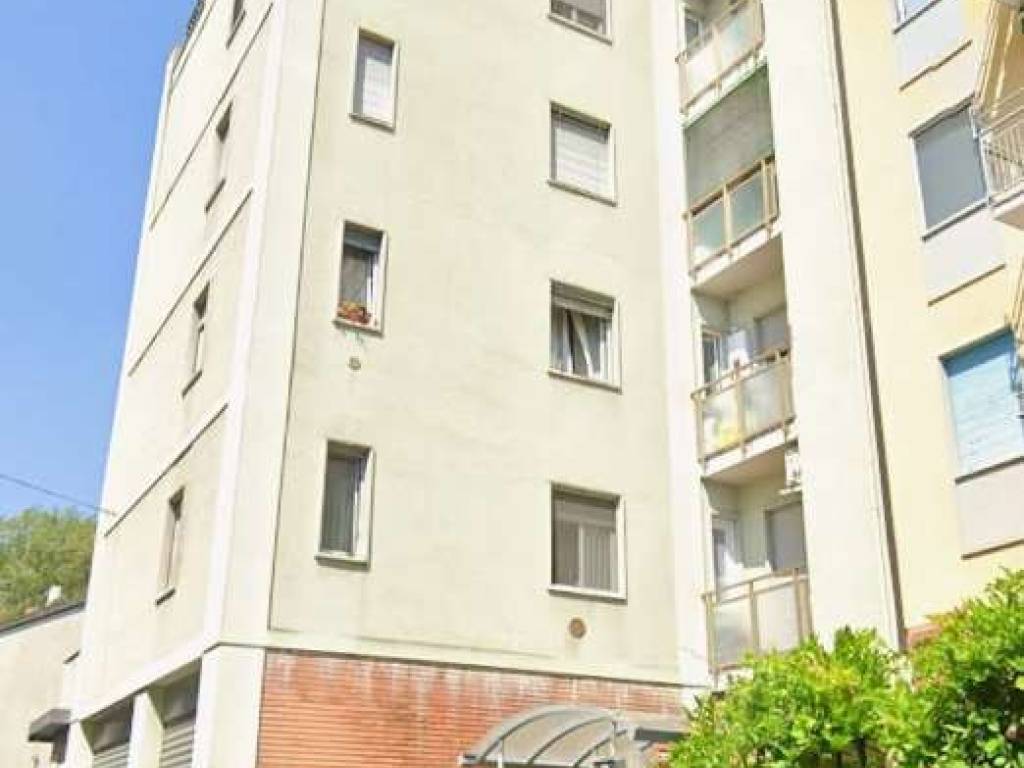 appartamento in vendita a Milano in zona Affori