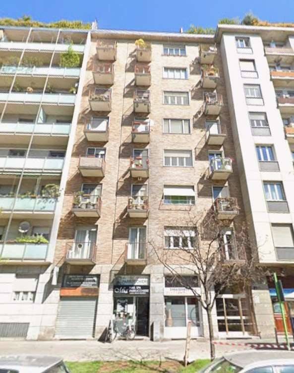 appartamento in vendita a Milano in zona Città Studi