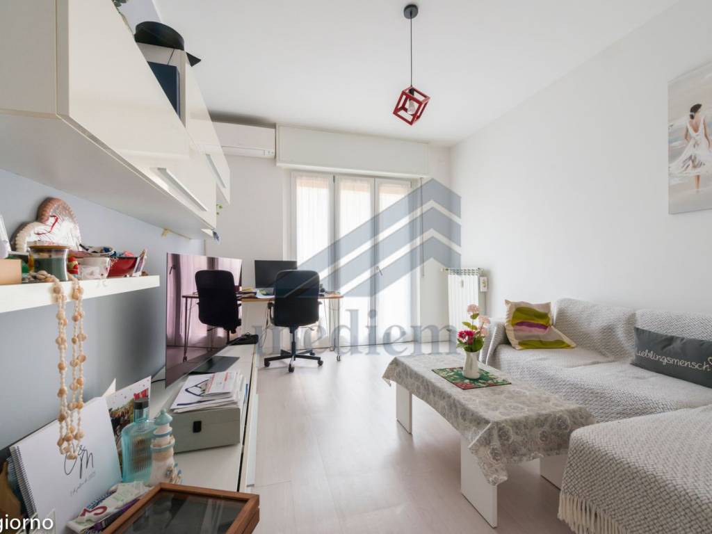 appartamento in vendita a Milano in zona Solari