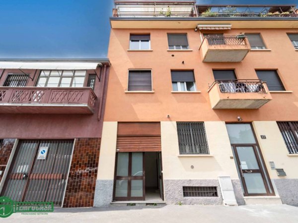 negozio in vendita a Milano in zona Turro