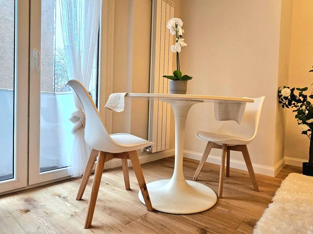 appartamento in vendita a Milano in zona Sempione