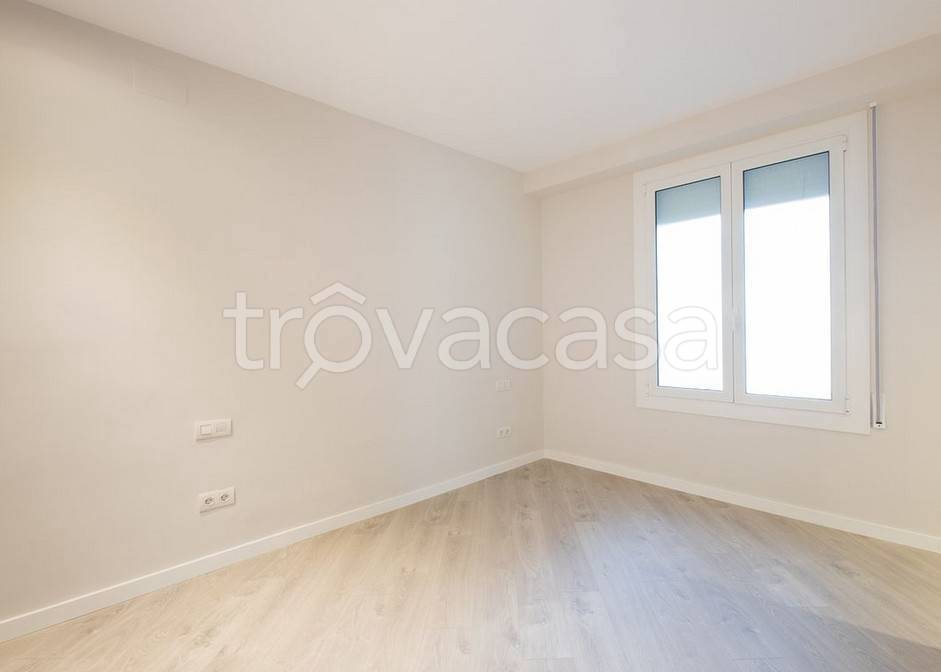 appartamento in vendita a Milano in zona Cascina dei Pomi