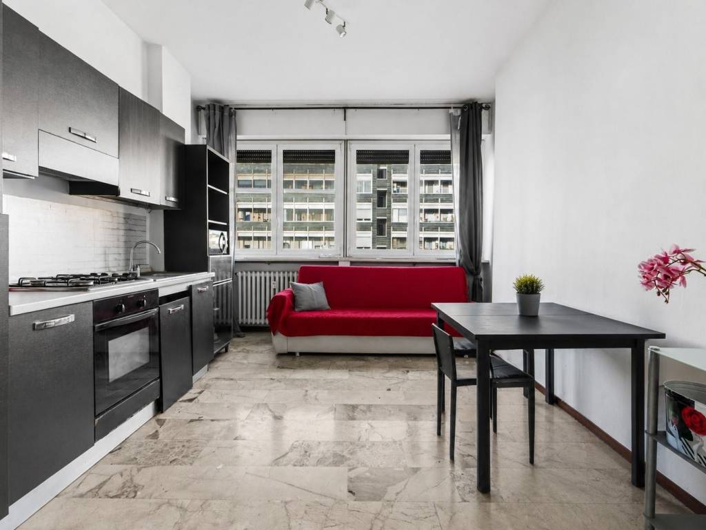 appartamento in vendita a Milano in zona Vigentino
