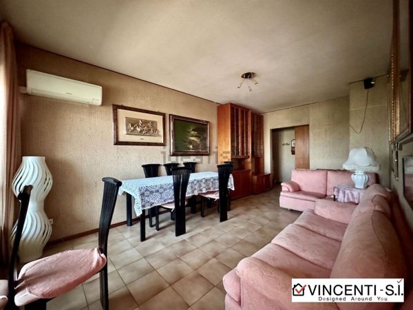 appartamento in vendita a Milano in zona Gorla