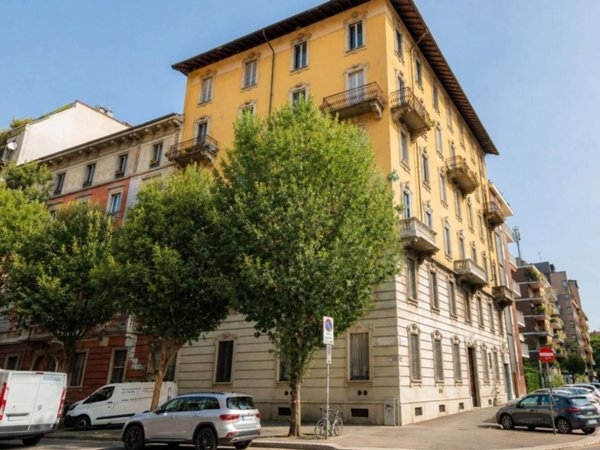 appartamento in vendita a Milano in zona Sempione