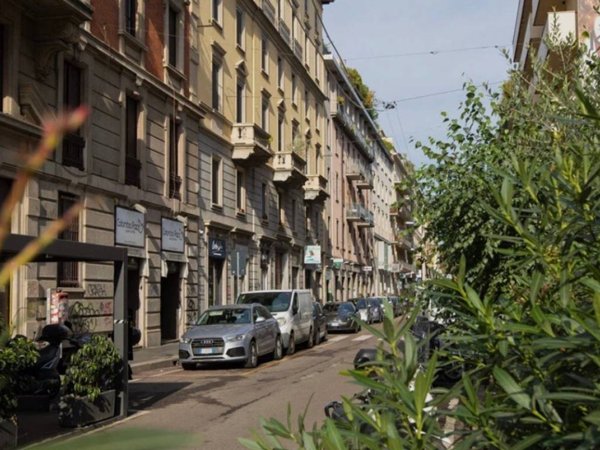 appartamento in vendita a Milano in zona Porta Garibaldi