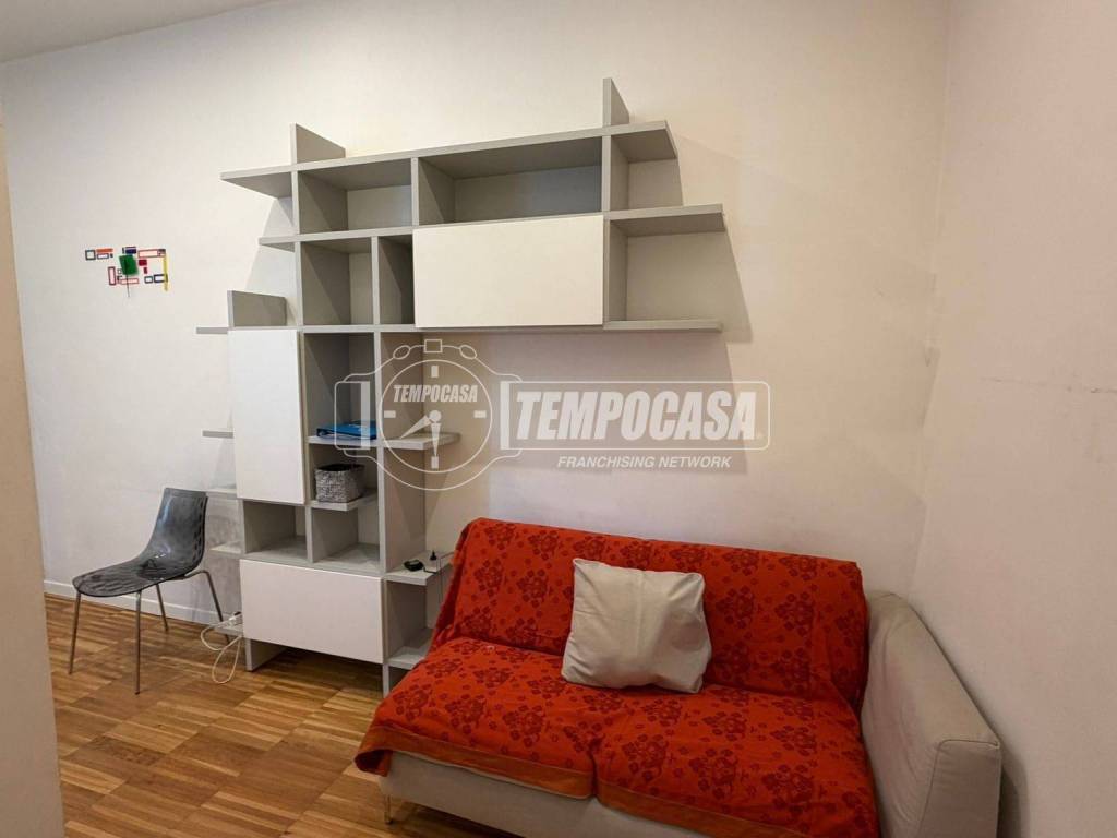 appartamento in vendita a Milano in zona Sempione