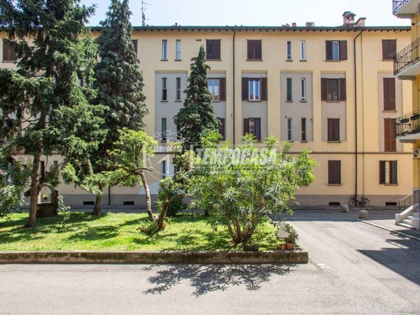 appartamento in vendita a Milano in zona Isola