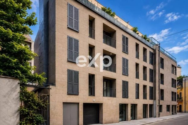 intera palazzina in vendita a Milano in zona Brera
