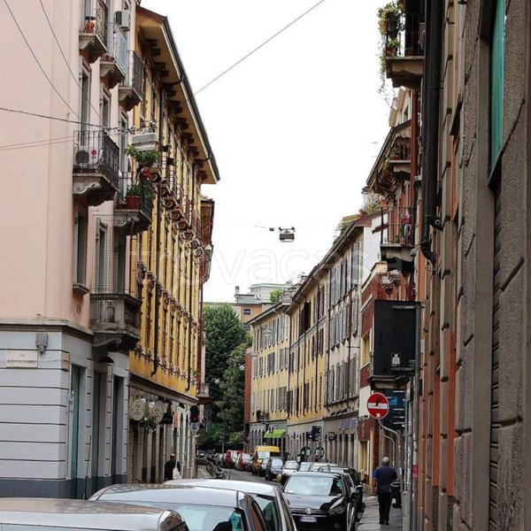 negozio in vendita a Milano in zona Solari